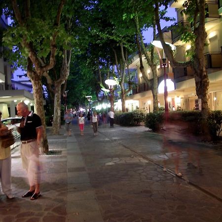 Albergo Villa Lucia Bellaria – Igea Marina Kültér fotó