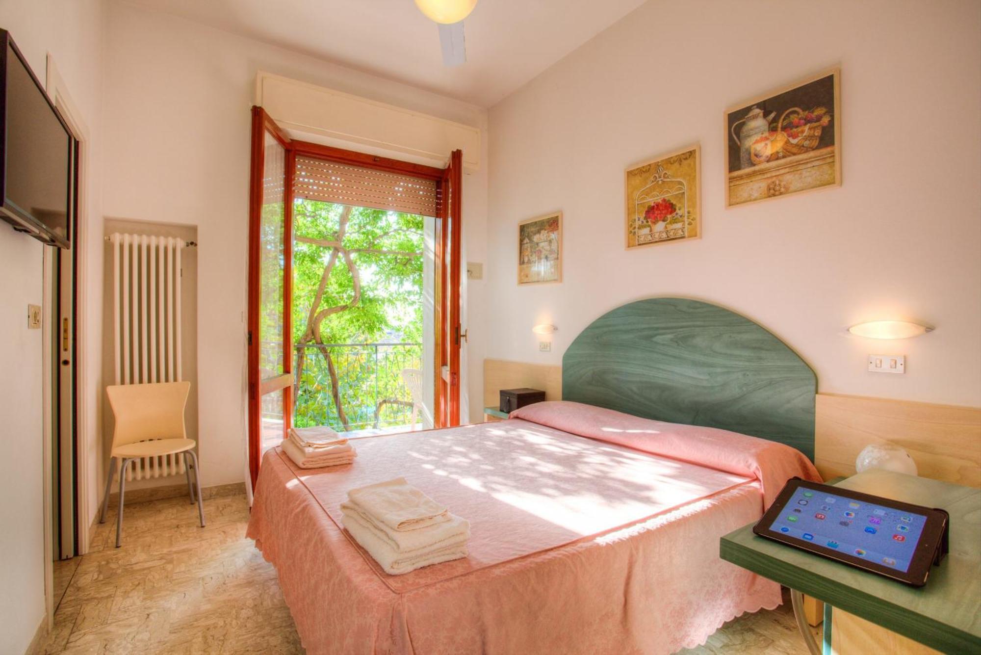 Albergo Villa Lucia Bellaria – Igea Marina Szoba fotó
