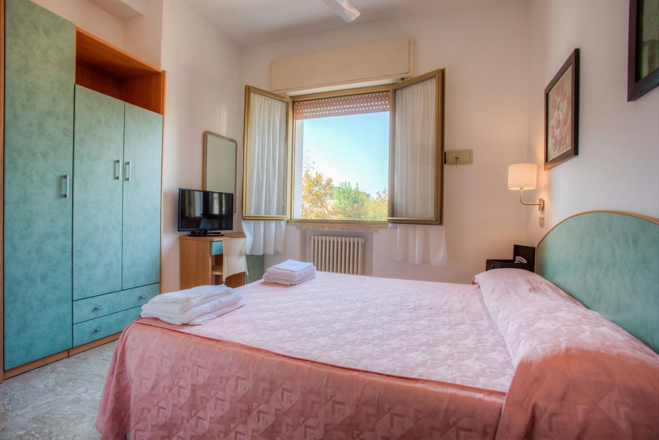 Albergo Villa Lucia Bellaria – Igea Marina Kültér fotó
